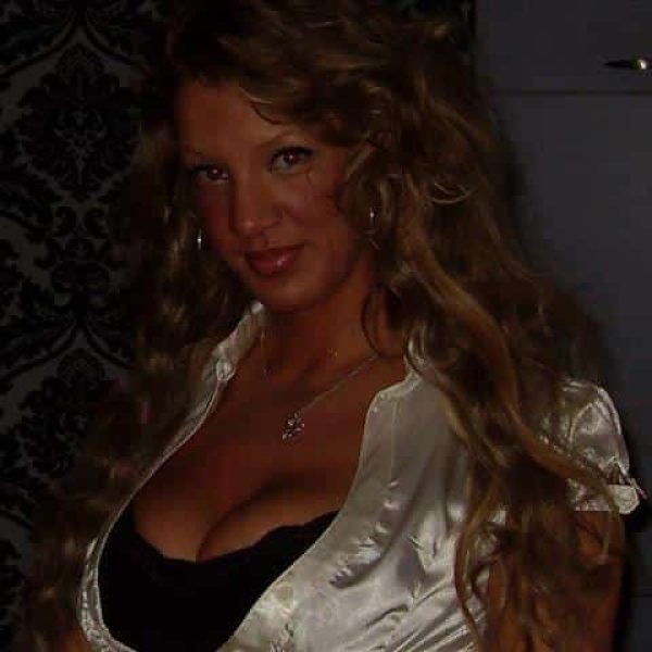 Laura2013 sucht Sextreffen in NRW