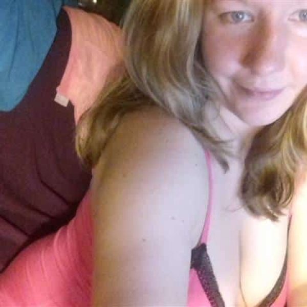 PinkGirly sucht Sextreffen in NRW